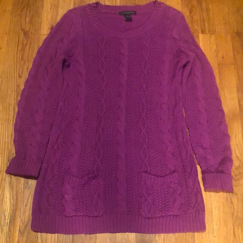 Tunic Sweater with pockets